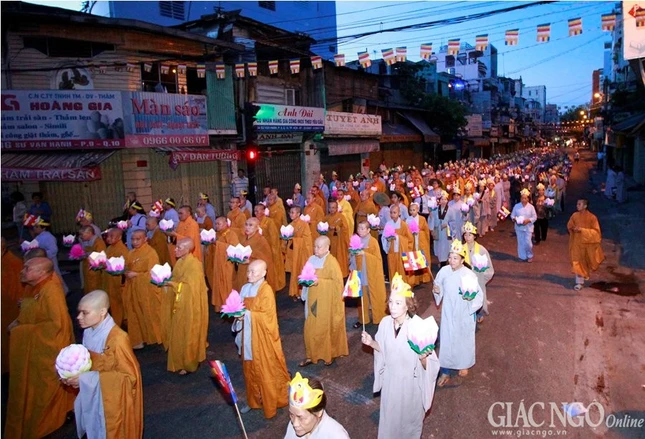 TP.HCM: Trang nghiêm lễ rước Phật thiêng liêng ảnh 11 ANH ANH (11).jpg