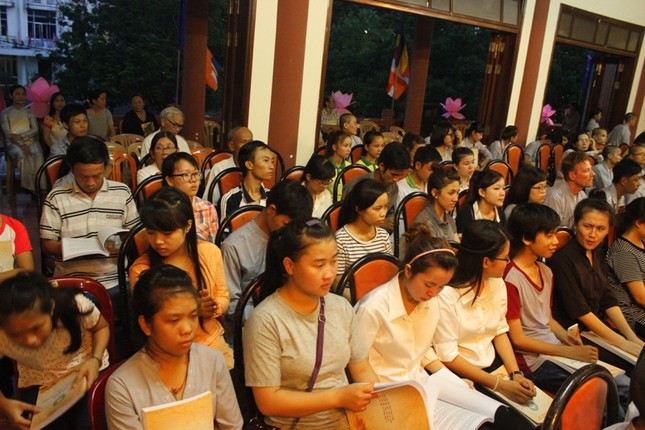 TT-Huế: Tọa đàm “Phật giáo và tuổi trẻ” ảnh 3 _nh 2.jpg