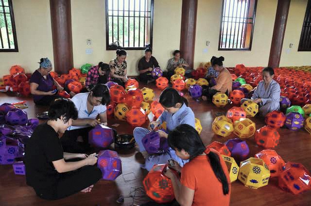 Phật đản, chùa Ninh Tảo có lễ hội đèn lồng quy mô ảnh 1 dsc_0277 a.jpg