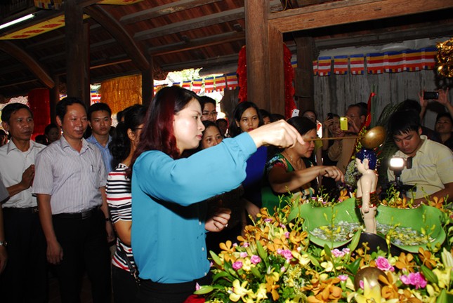 Hà Nội: PG Q.Cầu Giấy tổ chức mừng Phật đản ảnh 3 caugiay 4.jpg