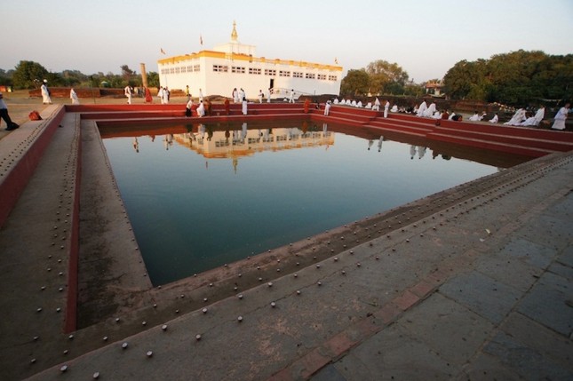 Thánh tích Lâm-tỳ-ni
bình yên sau trận động đất ở Nepal ảnh 1 nepal8.jpg