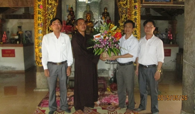 Nghệ An: UBMTTQVN tỉnh chúc mừng Phật đản ảnh 1 nghe an 1.jpg