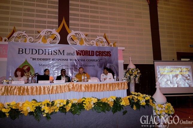 Hoi thao Nhom  (1).jpg