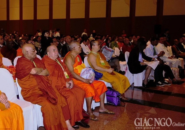 Hoi thao Nhom  (2).jpg