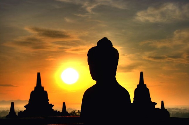 Sự vĩ đại của Đức Thế Tôn ảnh 1 duc the ton.jpg