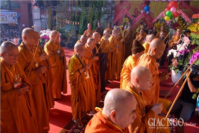 Chùm ảnh Đại lễ Phật đản tại Việt Nam Quốc Tự ảnh 30 ANH BAO (19).jpg