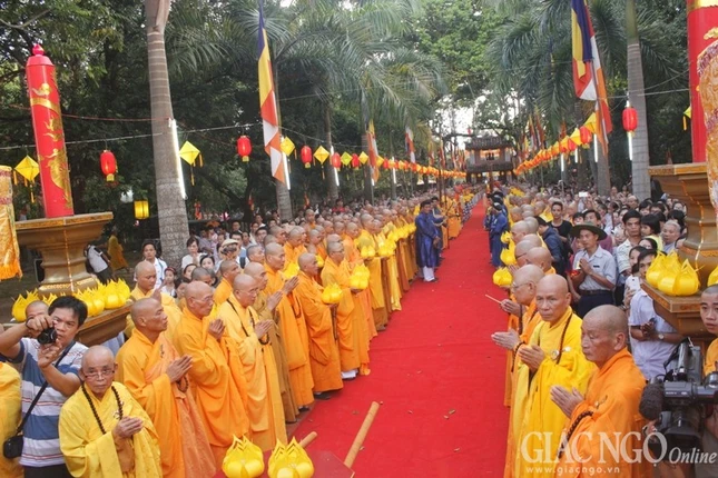 Ấn tượng với lễ rước Phật tại cố đô Huế ảnh 3 anh3.jpg