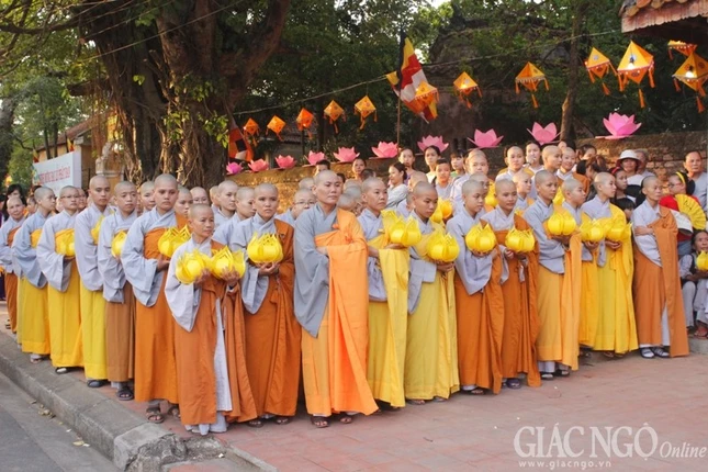 Ấn tượng với lễ rước Phật tại cố đô Huế ảnh 6 anh6.jpg