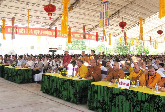 PG Hưng Yên tổ chức Đại lễ Phật đản PL.2559 ảnh 7 hyen 4.jpg
