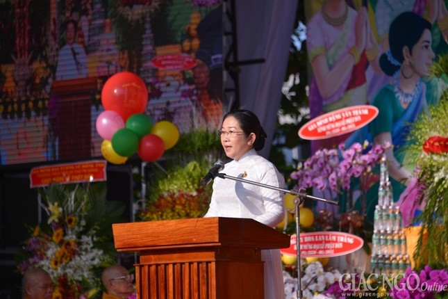 Đại lễ Phật đản chính thức tại Việt Nam Quốc Tự ảnh 22 anh duNG.jpg