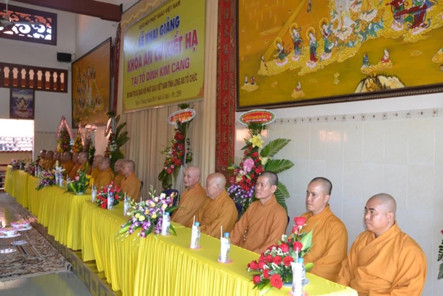 khai ha kim cang (10).JPG