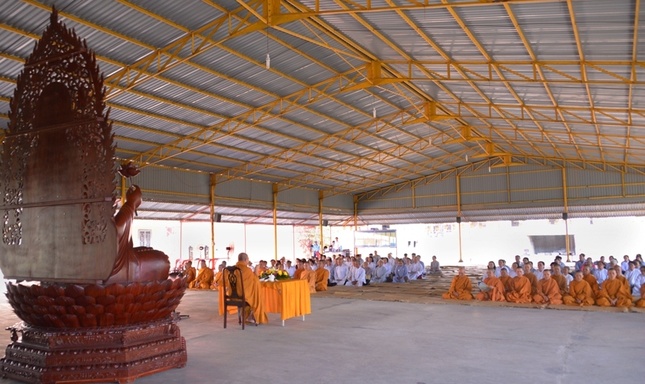 Khoa tu ngay 7-6 (1).JPG