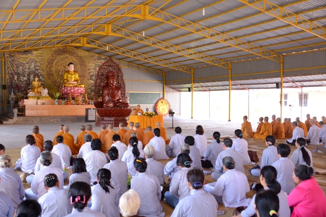 Khoa tu ngay 7-6 (2).JPG