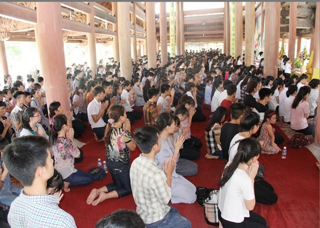 Hà Tĩnh: Chùa Thanh Lương tổ chức tư vấn mùa thi 2015 ảnh 3 tvan 3.jpg