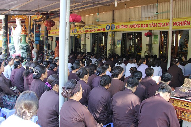 Hà Nội: Trường hạ Văn Điển khai pháp PL.2559 ảnh 1 hnoi 3.jpg