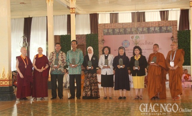 Khai mạc Hội nghị Sakyadhita lần thứ 14 tại Indonesia ảnh 10 1 nu gioi 10.jpg