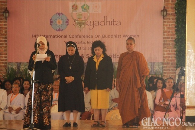 Khai mạc Hội nghị Sakyadhita lần thứ 14 tại Indonesia ảnh 9 1 nu gioi 9.jpg