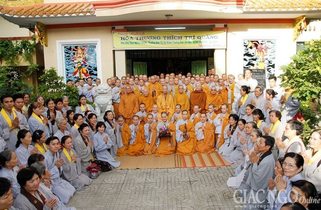 Ni vien Phuoc Long Q (9).jpg