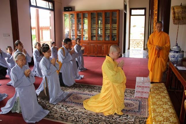 Cúng dường an cư tại Thừa Thiên Huế ảnh 1 tac bach.jpg
