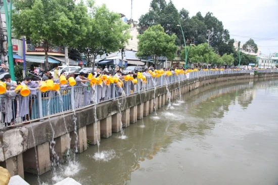 Chùa Viên Giác nhận giải thưởng môi trường VN 2015 ảnh 2 hinh_030.jpg