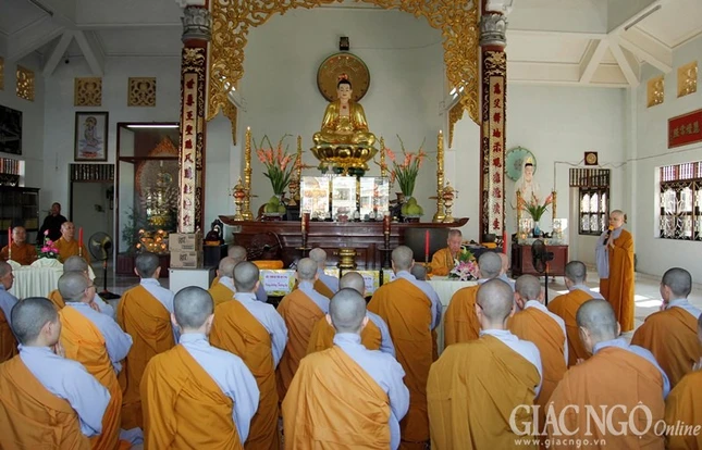 Chua Hue Lam q (3).jpg