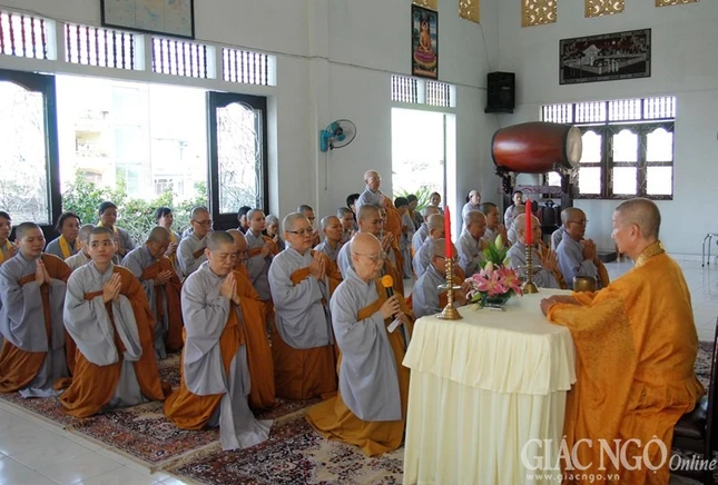 Chua Hue Lam q (4).jpg