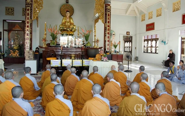 Chua Hue Lam q (6).jpg