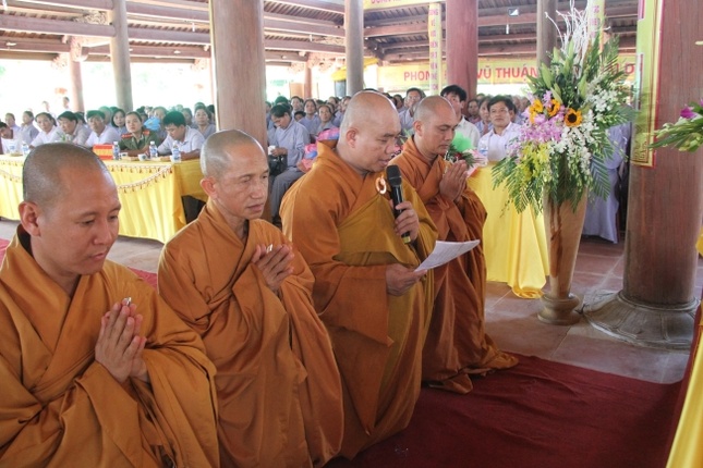 cung __i tr__c Tam b_o v_ nh_ v_ H_a th__ng cung an ch_c s_.jpg