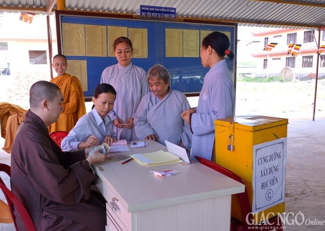 Khoa tu ngay 5-7 (4).JPG