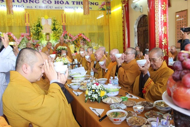 TP.HCM: Lễ Đại tường cố HT.Thích Phổ Chiếu ảnh 6 6pc.jpg