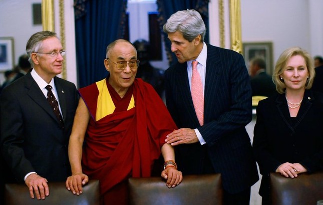 Ngoại trưởng Mỹ chúc mừng sinh nhật Đức Dalai Lama ảnh 1 Ngoai truong My.jpg