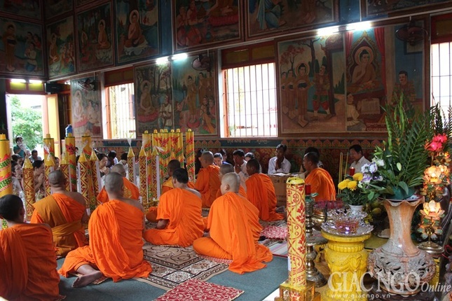 Lễ dâng y tắm mưa tại chùa Candaransi, TV.Phước Sơn ảnh 12 12tm.jpg