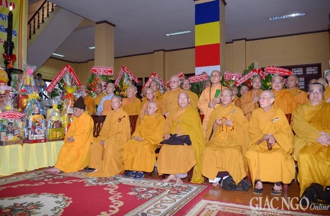 Lễ húy nhật lần thứ 18 cố Đại lão HT.Thích Thiện Hào ảnh 10 ANH BT (6).jpg