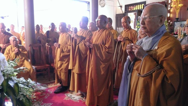 Lễ truy niệm và nhập tháp cố NT.Thích nữ Đạt Cung ảnh 4 _nh 4.jpg