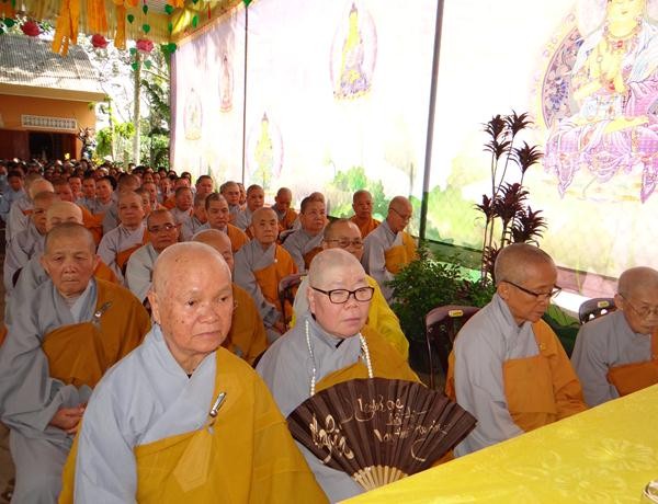 Lễ Đại tường, khánh tạ bảo tháp NT.Hải Triều Âm ảnh 6 ldong 4.jpg