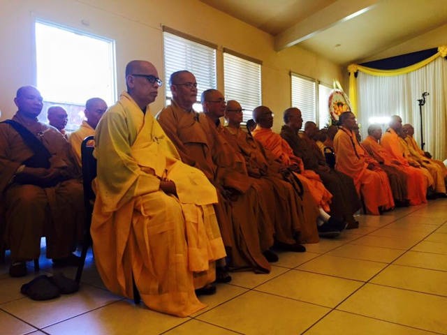 Lễ nhập kim quan Đại lão HT.Thích Giác Nhiên ảnh 7 nhap_kim_quan_2.jpg