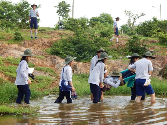 12- Tro choi lon 2.jpg