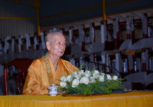 Khoa tu ngay 16-8 (2).JPG