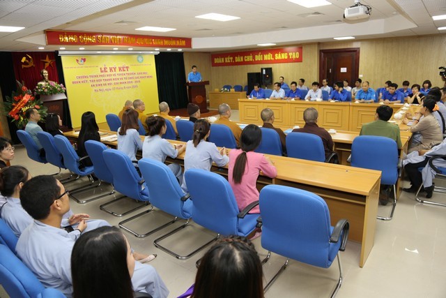 GHPGVN ký kết phối hợp với Hội LHTN VN ảnh 1 1 ky ket 4.jpg