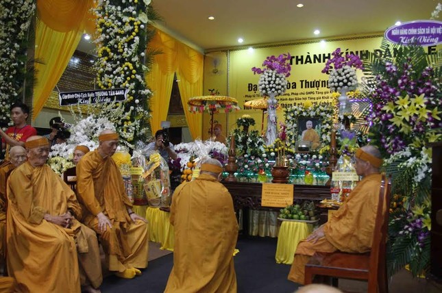 Hệ phái Khất sĩ tổ chức lễ tưởng niệm Pháp sư ảnh 12 1 phap su 12.jpg
