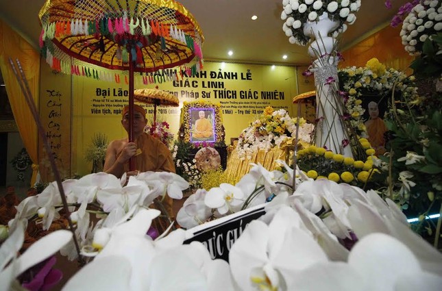 Hệ phái Khất sĩ tổ chức lễ tưởng niệm Pháp sư ảnh 8 1 phap su 8.jpg