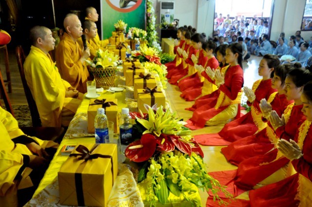 Bắc Ninh: Đại lễ Vu lan tại chùa Diên Quang ảnh 2 111.jpg