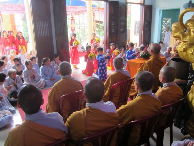 a23 (dang hoa cung duong).jpg