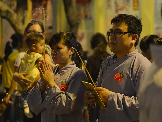 vu lan, rằm tháng 7, báo hiếu, cha mẹ