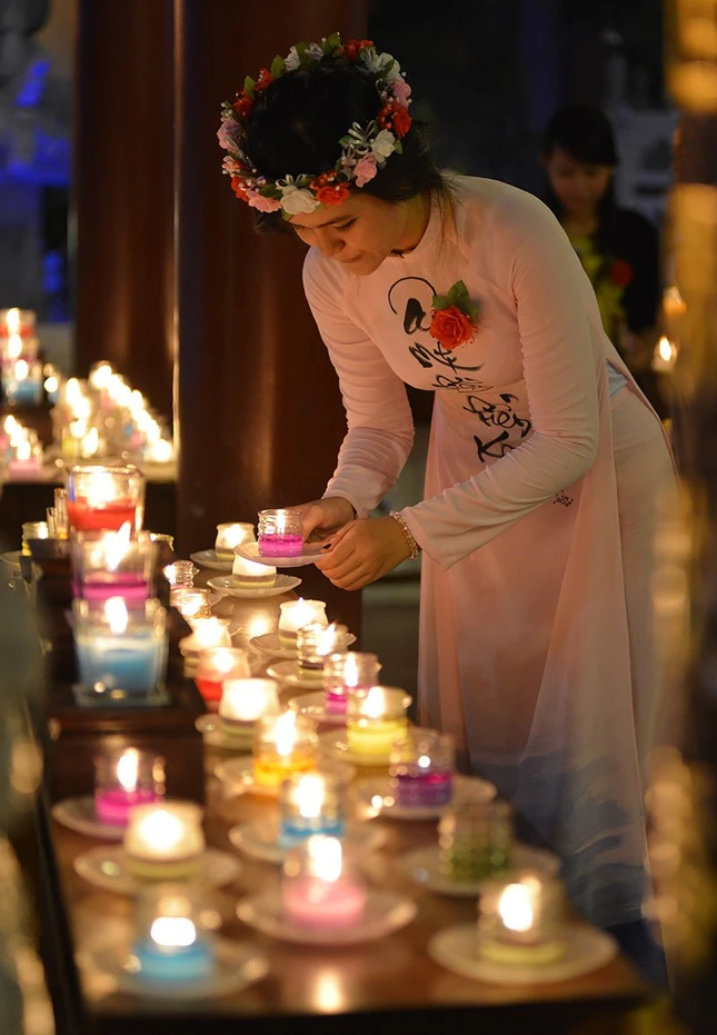 vu lan, rằm tháng 7, báo hiếu, cha mẹ