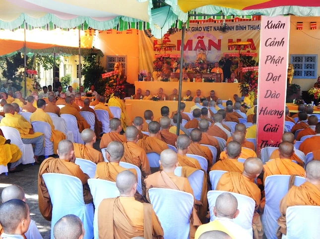 quang canh chung.jpg