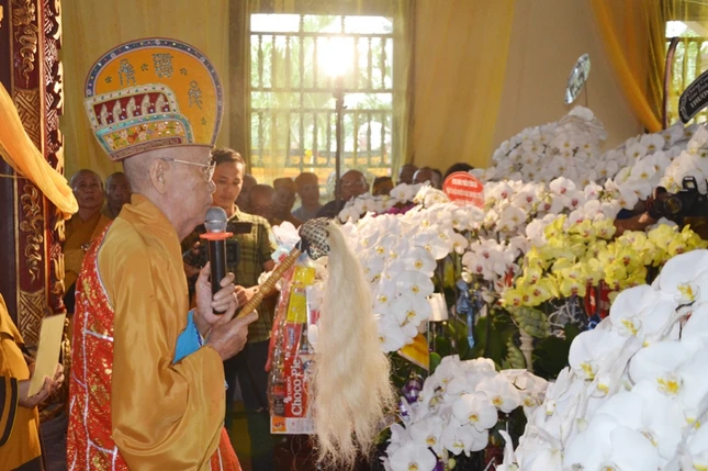 Long An: Lễ truy niệm, di quan cố HT.Thích Tắc Ngộ ảnh 7 DSC_0154.JPG