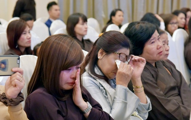 Lễ Vu lan của Phật tử VN tại CH Séc ảnh 3 ch s 5.jpg