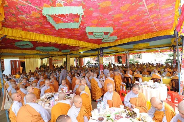 Lâm Đồng: Lễ tiểu tường cố HT.Thích Pháp Chiếu ảnh 5 ld 6.jpg