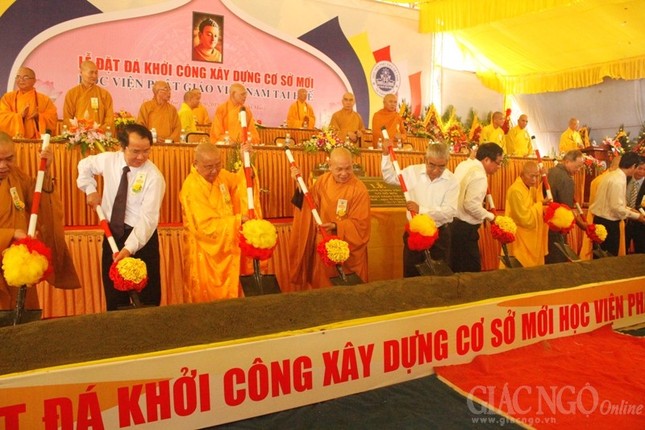 Chính thức đặt đá xây dựng Học viện PGVN tại Huế ảnh 11 anh20.jpg